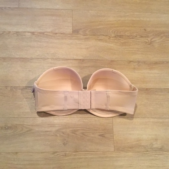 Women’s Molded Push Up Multiway Strapless Bra - Picture 9 of 10